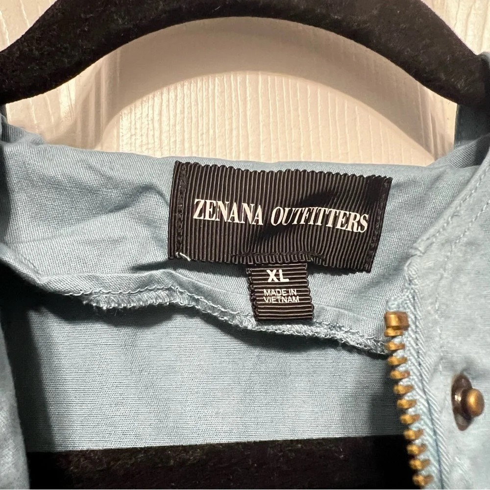 Zenana Outfitters Utility Vest Hood - Picture 6 of 7